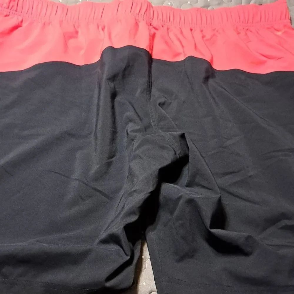Reebok board shorts size 2XL - Picture 4 of 4